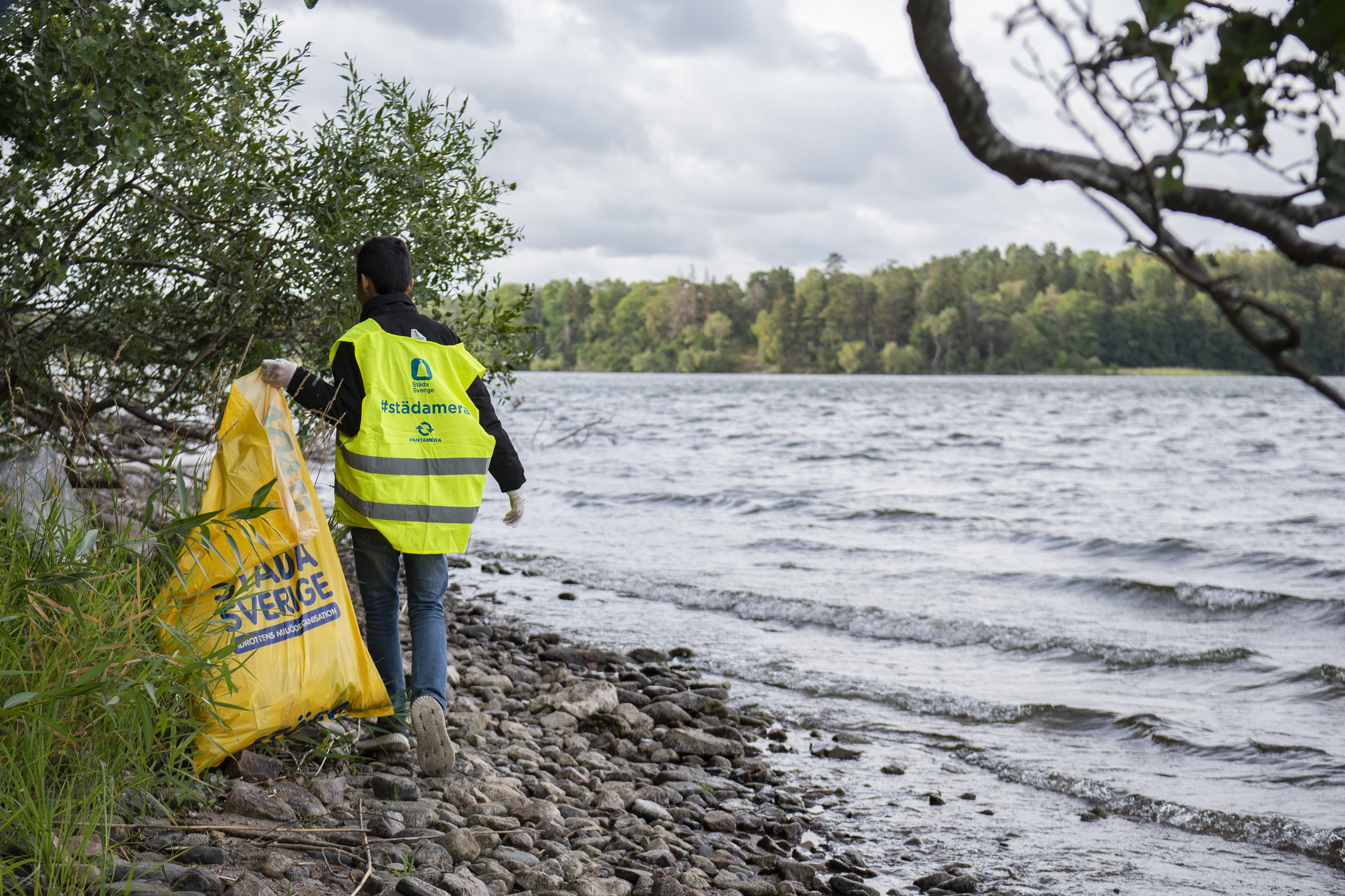 I helgen städas Sveriges östkust av föreningsungdomar