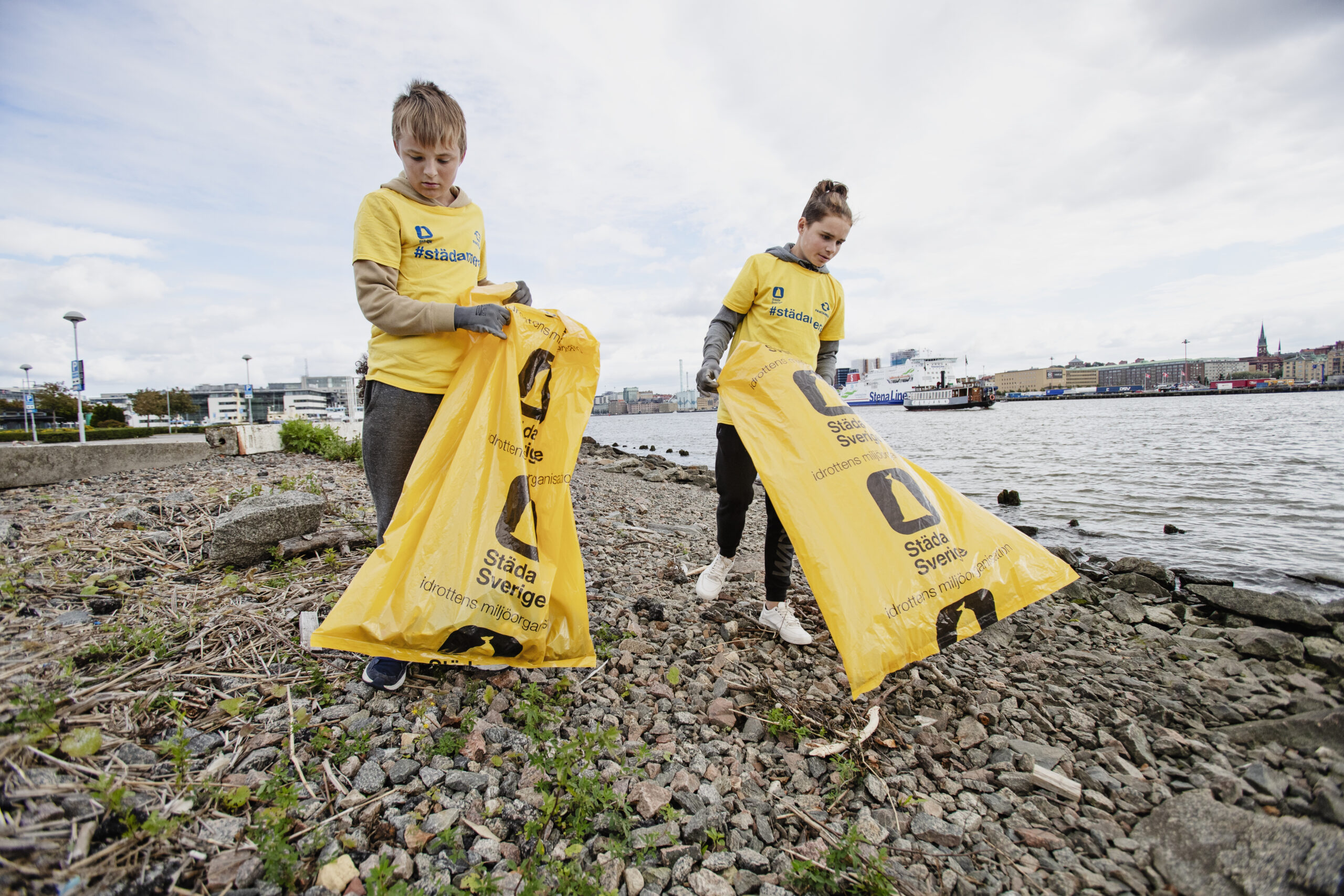 Rekordmånga unga städar Sverige i helgen