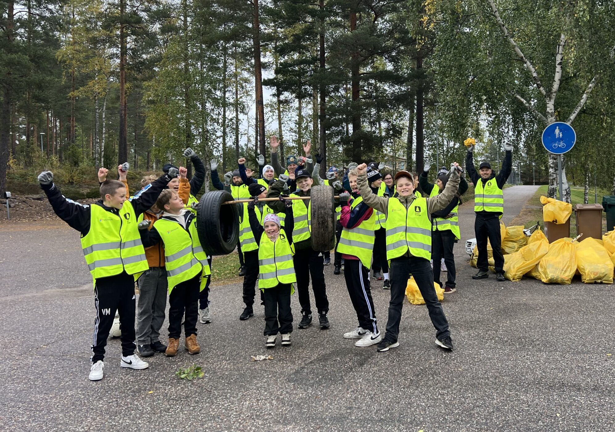 300 miljoner kronor till ungdomsidrotten!